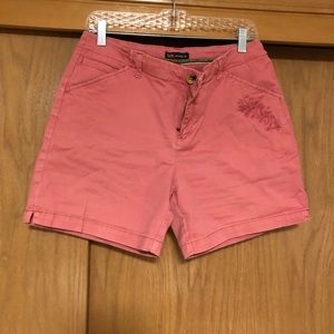 Size 12 lee shorts 5 inch inseam.
